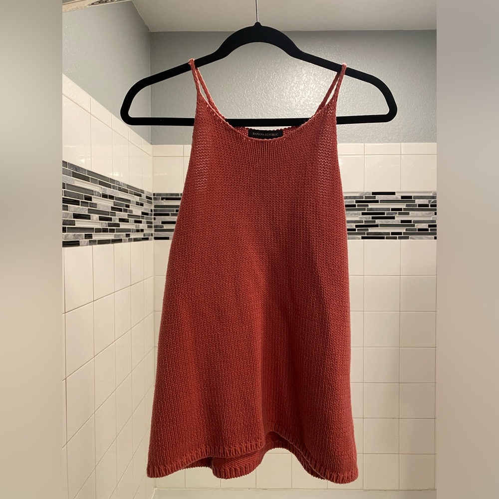BANANA REPUBLIC HALTER-NECK SWEATER TANK IN FUCHSIA PINK SIZE XL